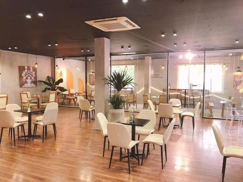 Zone Music nhận được nhiều phản hồi tích cực từ khách hàng về không gian, chất lượng đồ uống và dịch vụ chuyên nghiệp